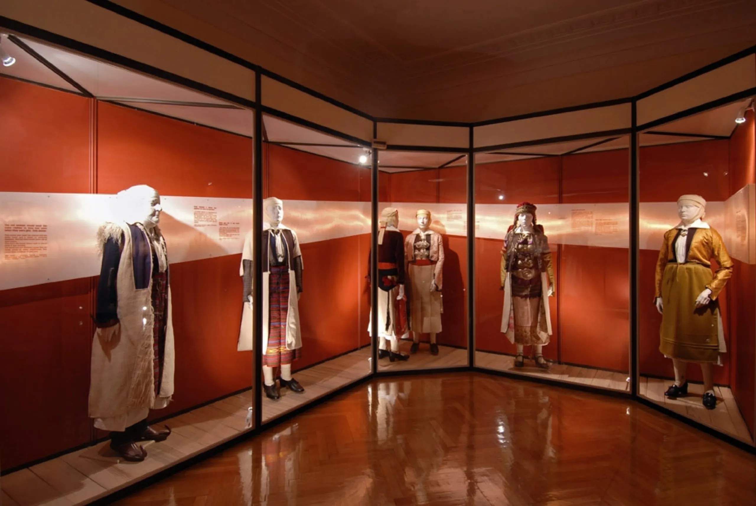 Installation view of the temporary exhibition “Pogoni – women’s costumes”. CMLE 2006. Photograph by Studio Kominis.