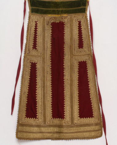 Sarakatsana chrysi, karagounian gold embroidered bridal apron made of crimson felt