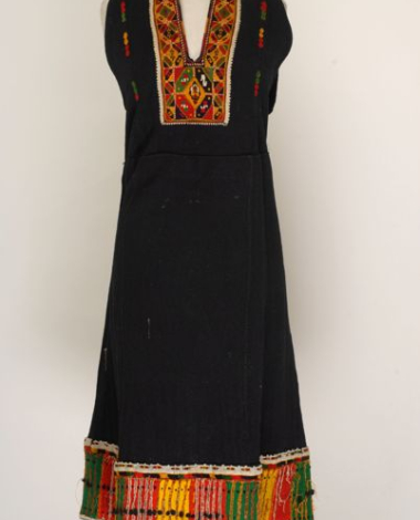 Tsoukna, sleeveless dress worn by young women in Kavakli