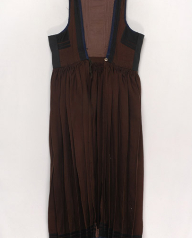 Sleeveless everyday foustani (dress) made brown woollen fabric 