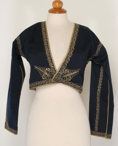 Kontochi or ziponi, women`s sleeved jacket
