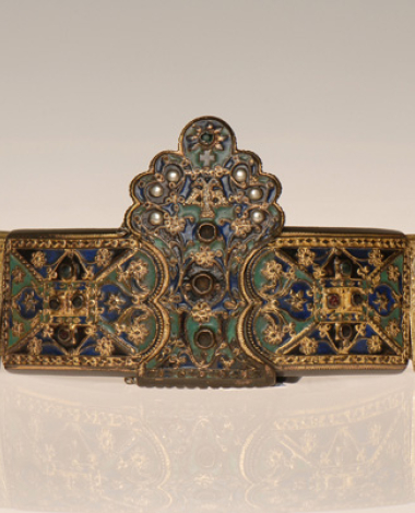Zounari me tin korona, jointed belt with a shapely gilt belt