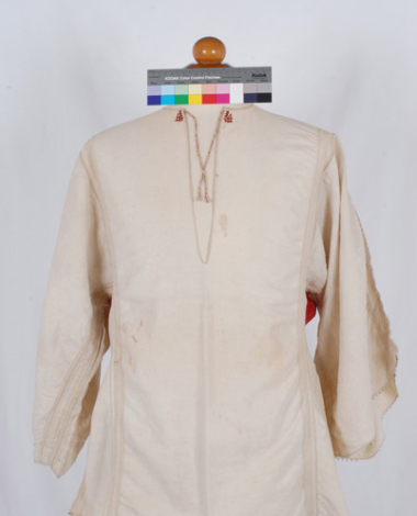 Tsopaniko chemise , front