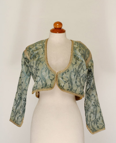 Zibouni made of brocaded fabric, sleeved jacket