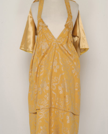 Zatouni, sleeved silk foustani (dress)