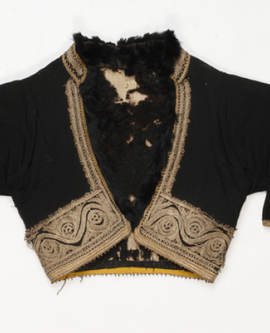Chyrssokontosso, sleeved jacket decorated with terzidiko (gold tailored) embroidery