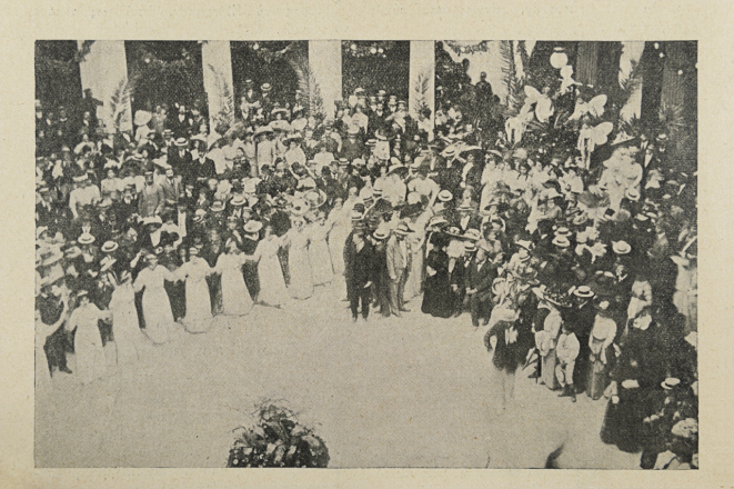 «Η παρέλασις των χορευτριών» στα Ανθεστήρια. Εφημερίς των Κυριών, τχ. 1004-5 (1911), σ. 1592