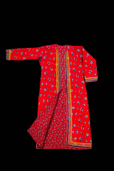Quilted coat (cavat) of the Pomak women from Sminthi in Xanthi. CMLE, Accession No. 16152. Photo: Studio Kominis.