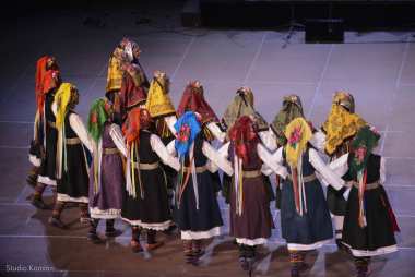 «Πέρδικες στήνουνε χορό και αηδόνια τραγουδούνε». Ηρώδειο, Σεπτέμβριος του 2013
