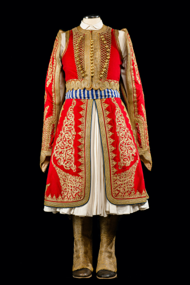 Man’s costume with a “doulamas”, attributed to King Otto. Mid-19th century. CMLE Accession Nο 5116-5118. Photo: Studio Kominis.