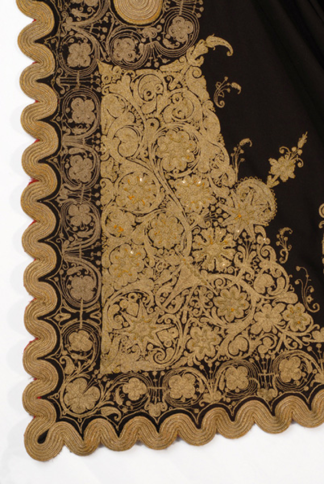 Detail of terzidikos (gold tailored) embroidery at the back