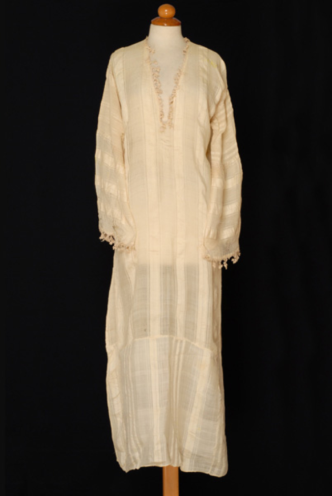 Selvage edged silk chemise decorated with silk bibila (crocheted lace)