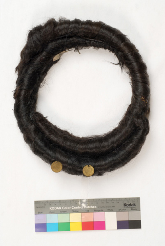 Perouklia or kosidia, double thick braid (kosa) in ring shape. Older type of head dress accessory from Metsovo