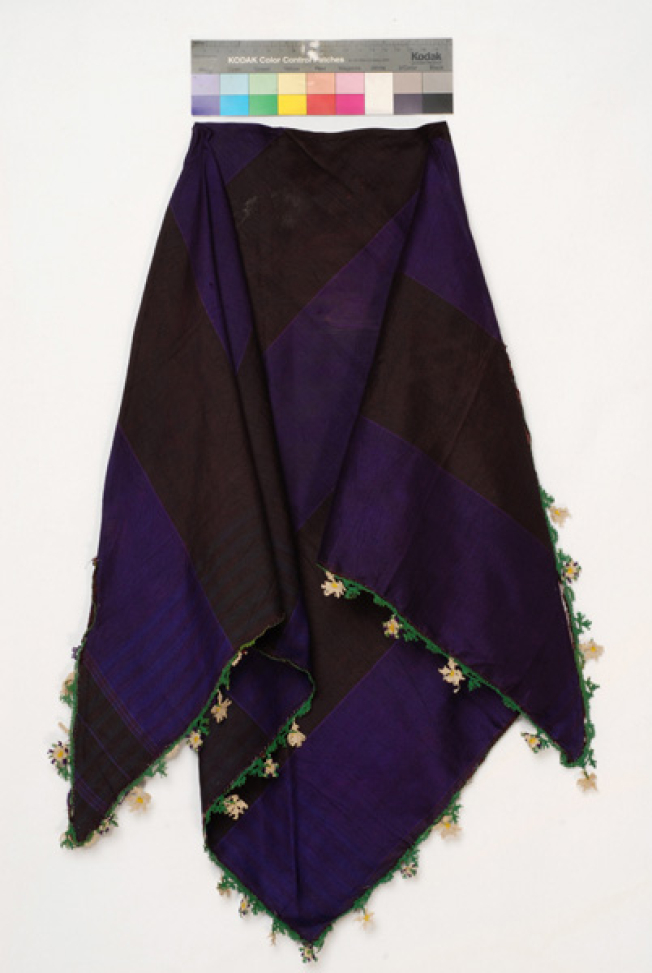 Tsipa, triangular purple and crimson silk kerchief with faint dark-coloured stripes