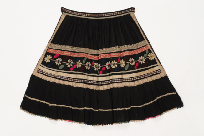 Serbian-Sarakatsans apron 