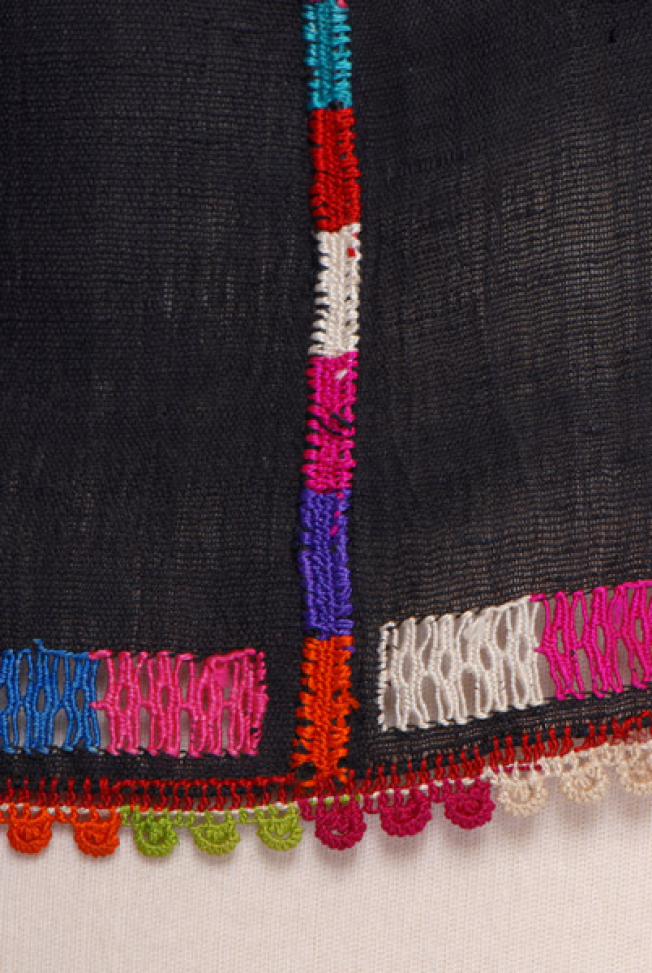 Border, detail of the joint