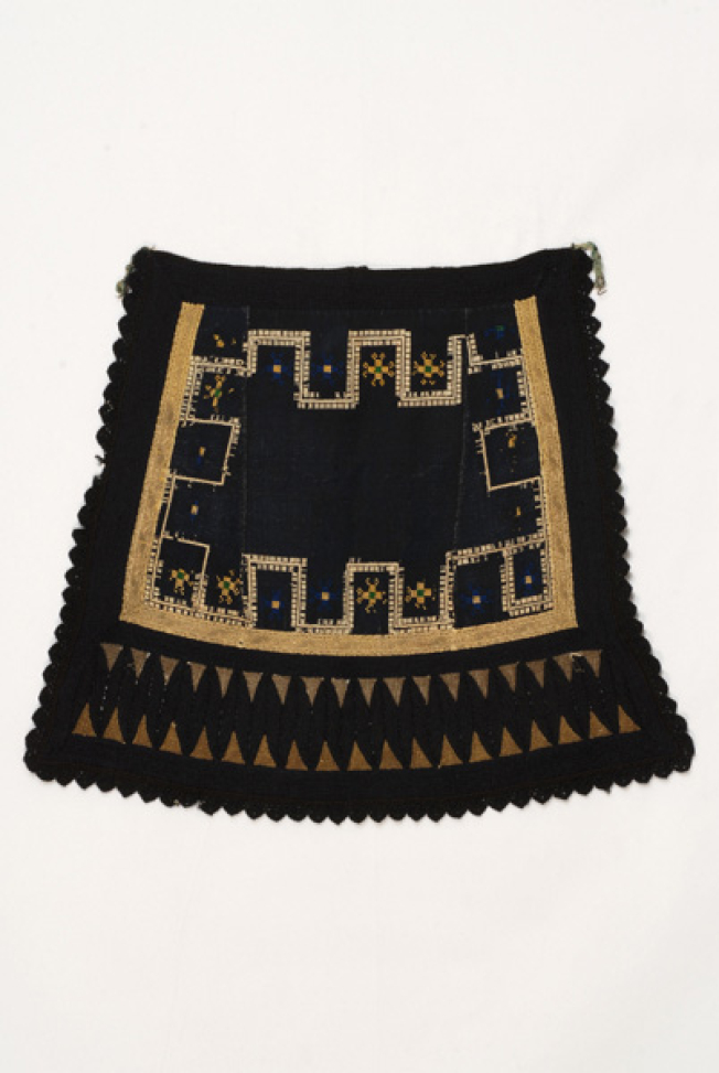 Sarakatsans apron