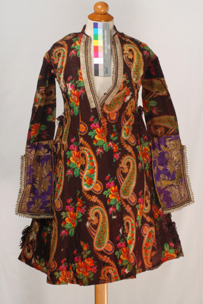 Anteri, sleeved overcoat from Stefanovikeio, Thessaly