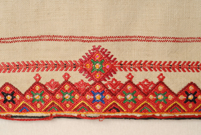 Border, detail of embroidered decoration 