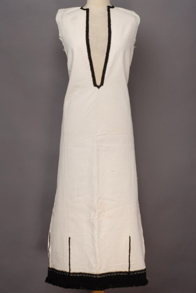 Cotton white chemise embroidered with black woollen threads