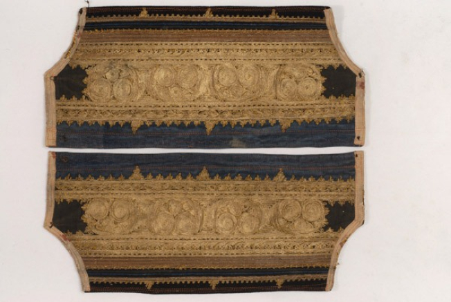 Manikoulia, gold embroidered bridal oversleeves