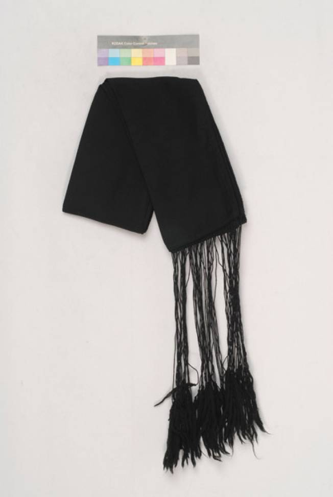 Women's woollen zonari