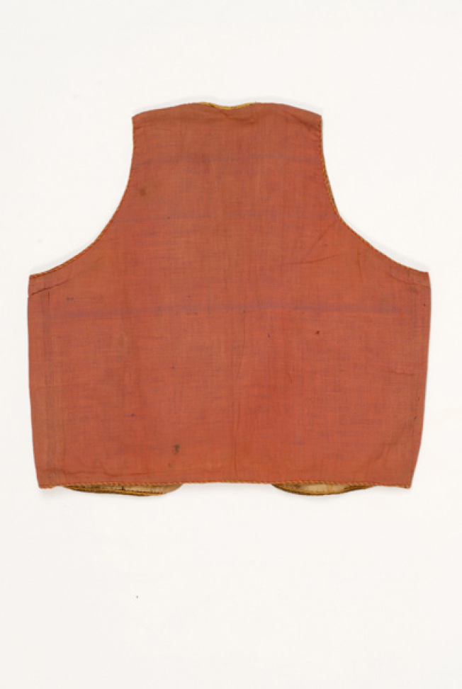 Gileki, back