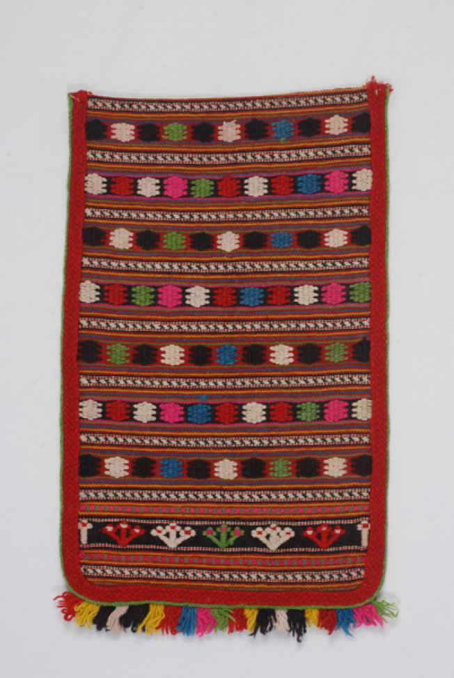 Pode, grammeni apron 
