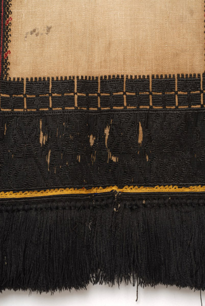 Border, detail of the decoration with the gourgoulomatiko me ta koukoulia and the cypresses