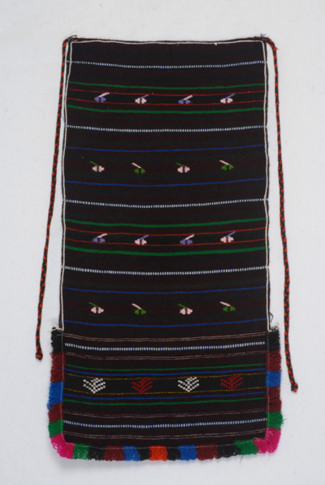 Women's woollen apron