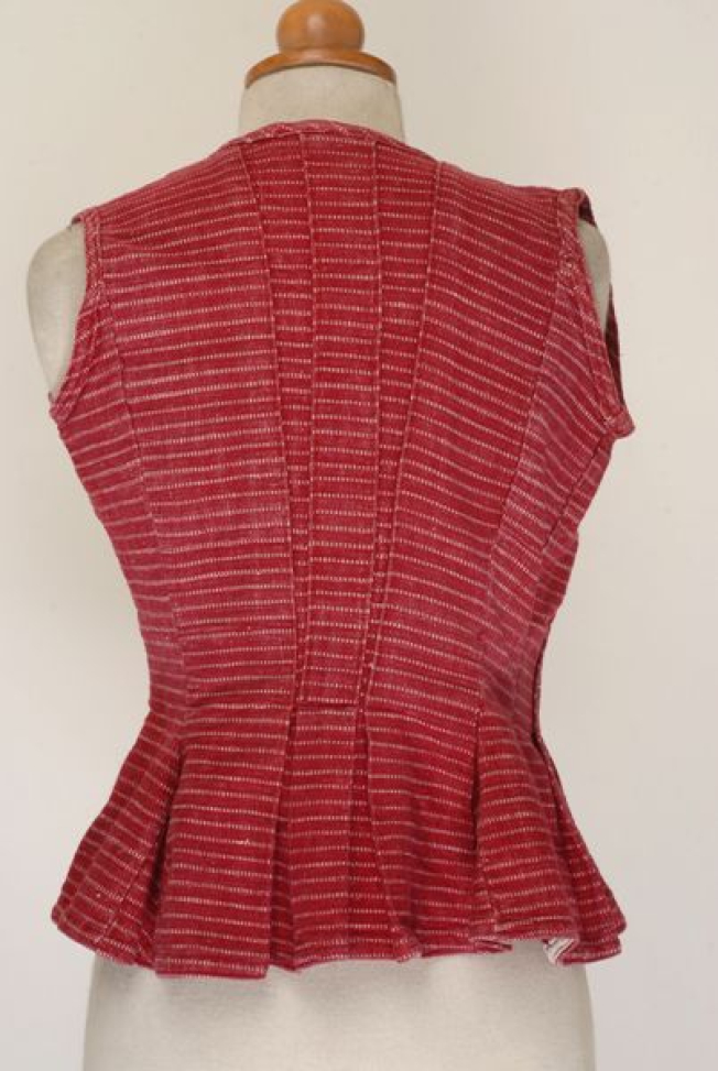 Sleeveless jacket, back