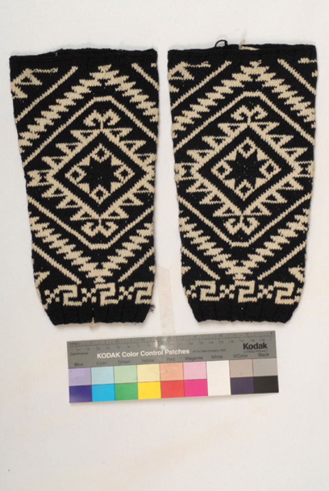 Tsourapia, sarakatsanian leggings