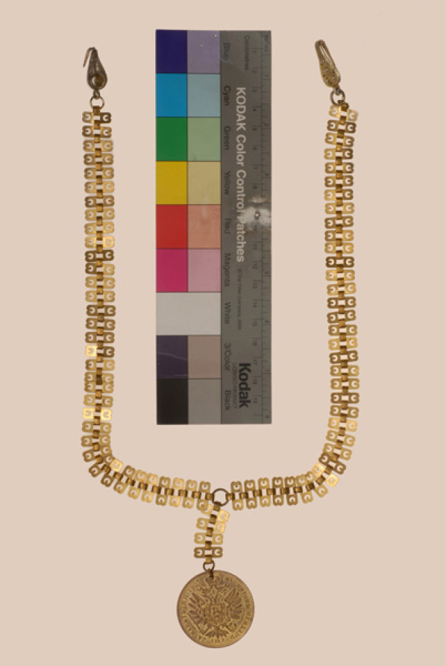 Doubloni, gold plated articulated chain with a large gilded austrian coin 