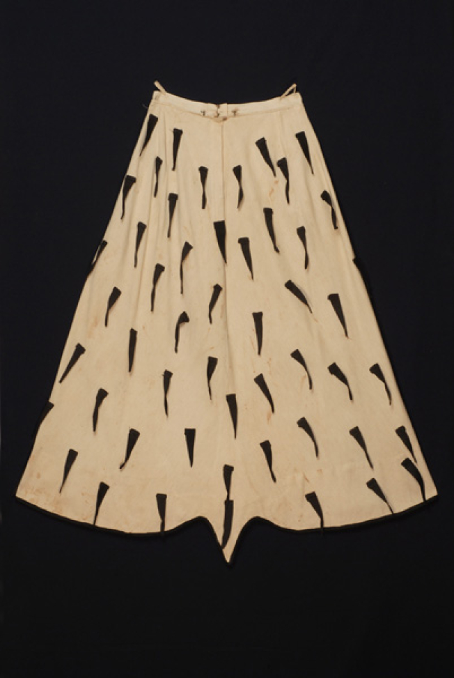 Skirt of a dancer with sistrum, back