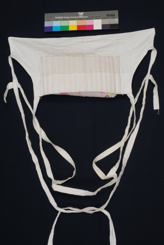 Breast support: outer side