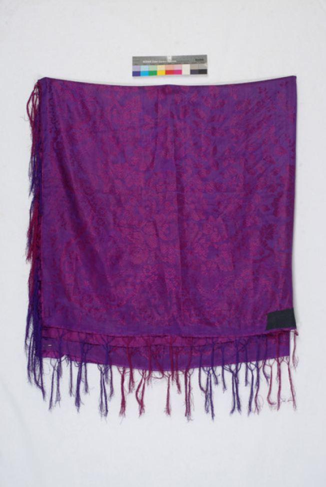 Silk kerchief worn around the waist