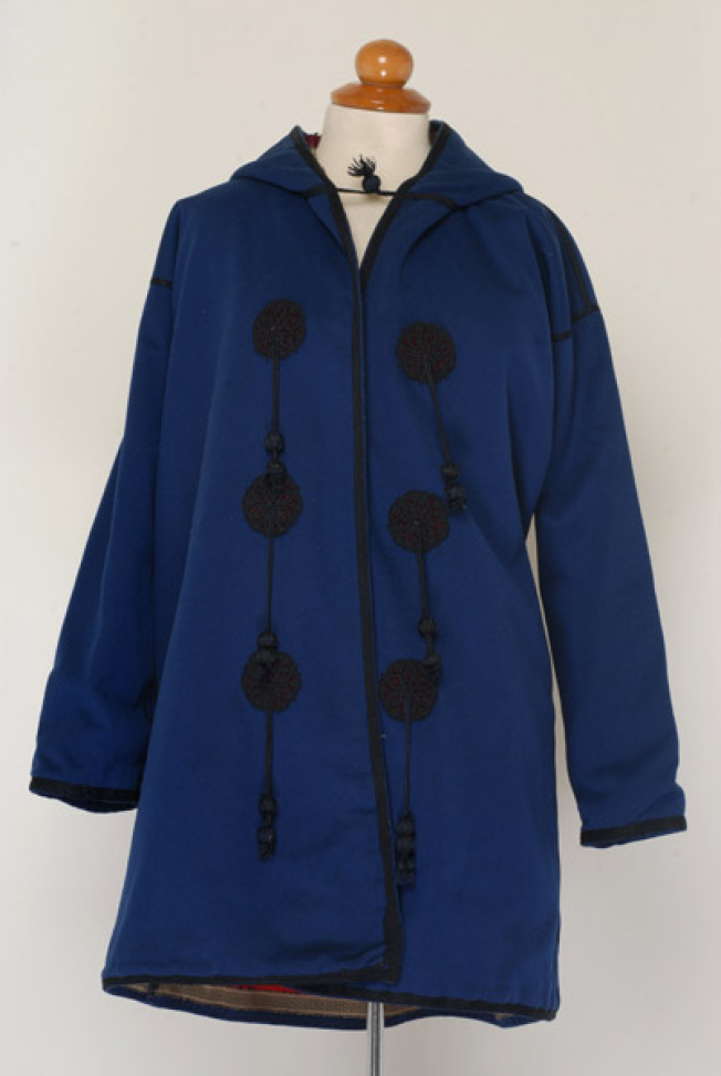 Kapoto, official men's overcoat
