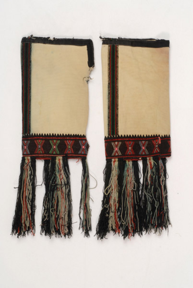 Pair of sleeves of the karagounian chemise made of cotton woven fabric