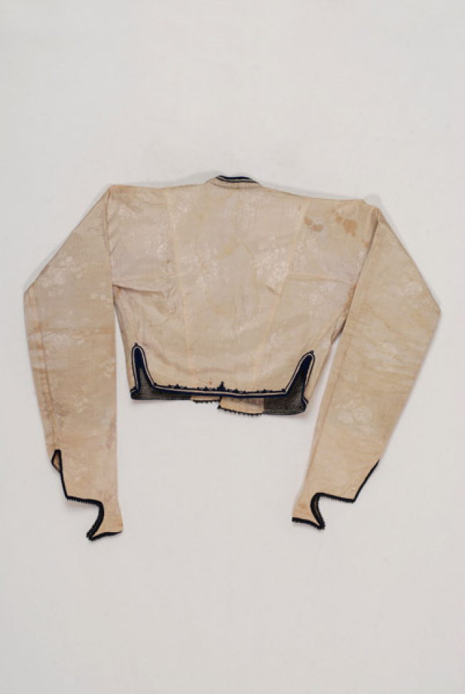 Triantafyllenios doulamas, back