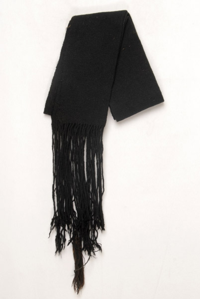 Women's woollen zonari