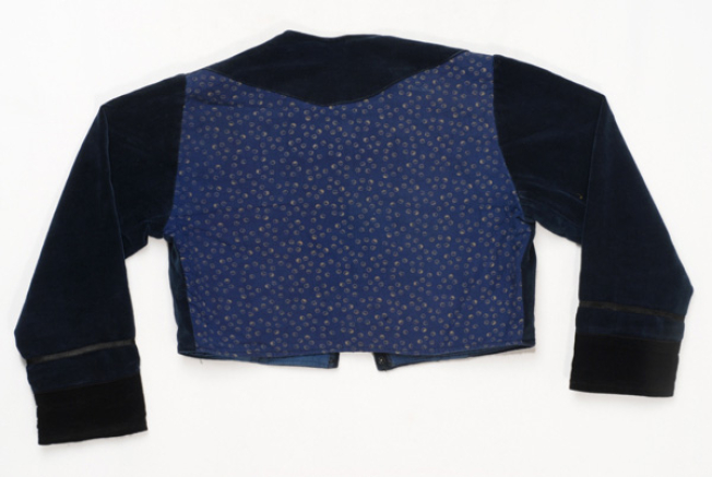 Zipouni, back made of woollen flannel