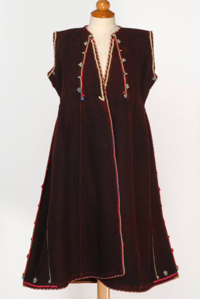 Koutsoumanikos doulamas, sleeveless fullen wool overcoat