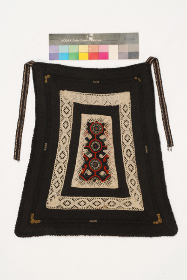 Panaoula, sarakatsans apron from Thrace