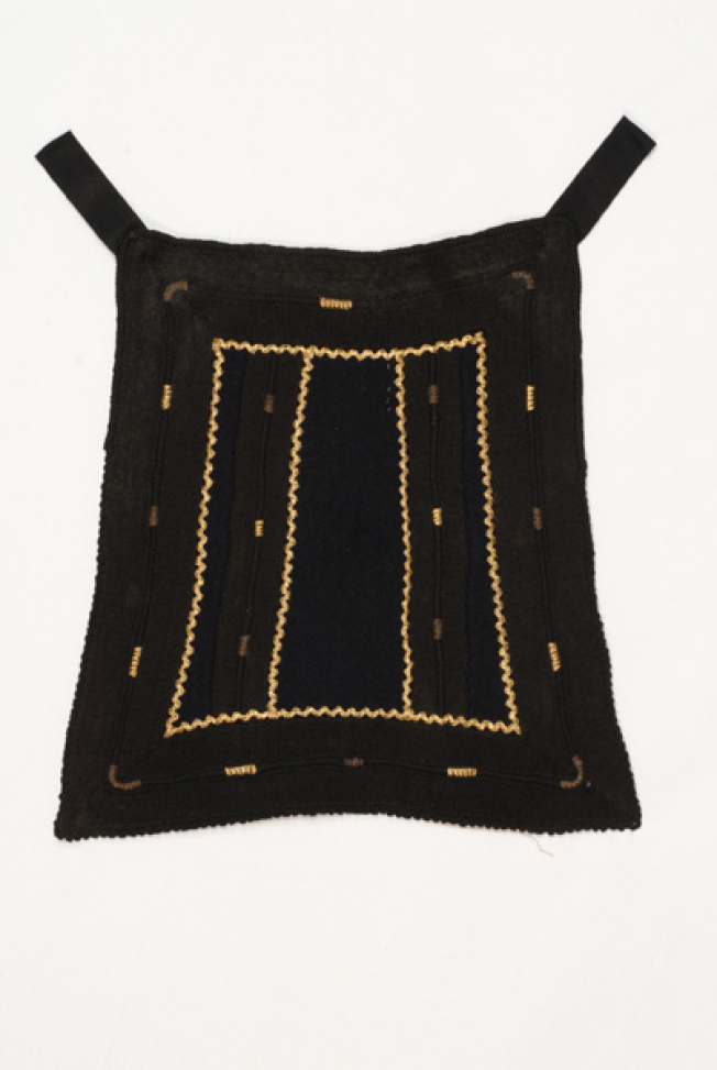 Panaoula, sarakatsans apron from Thrace
