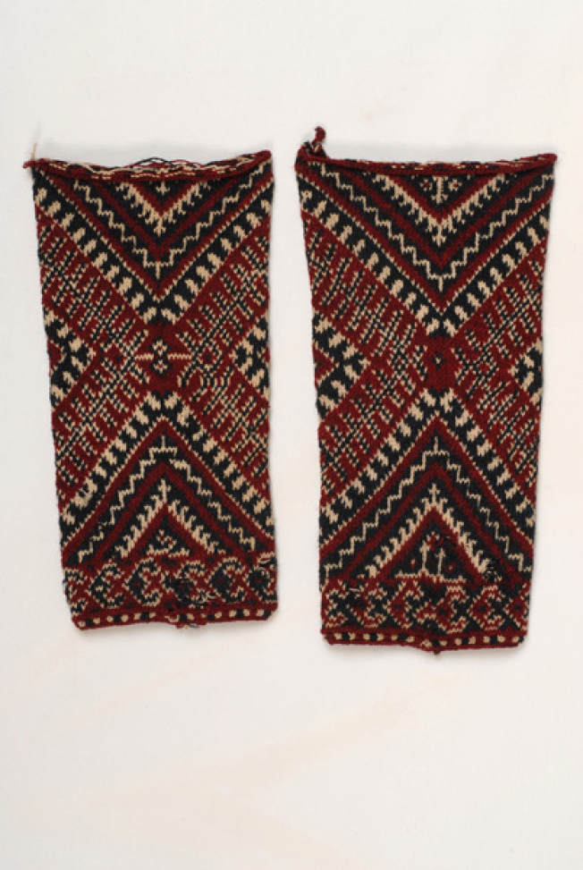 Tsourapia, sarakatsanian leggings