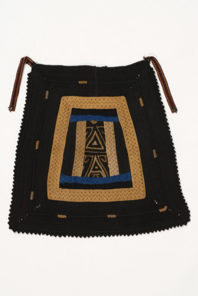 Panaoula, sarakatsans apron from Thrace
