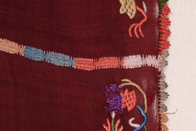 Sleeve, detail of the joint