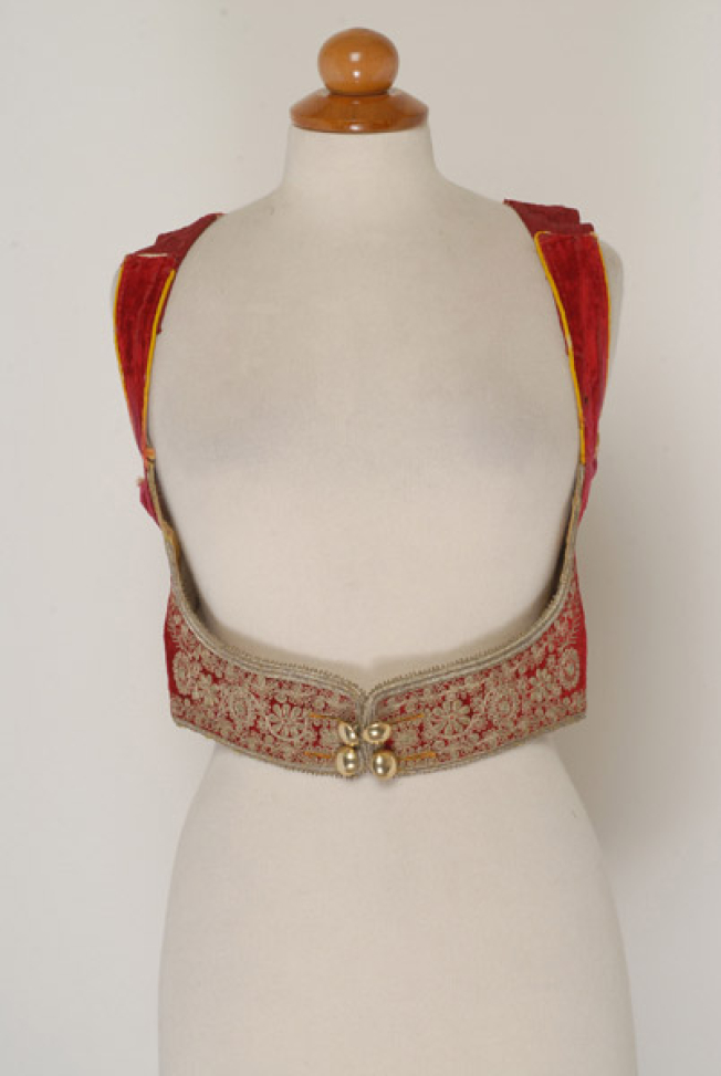 Yileko or tzipouni, front