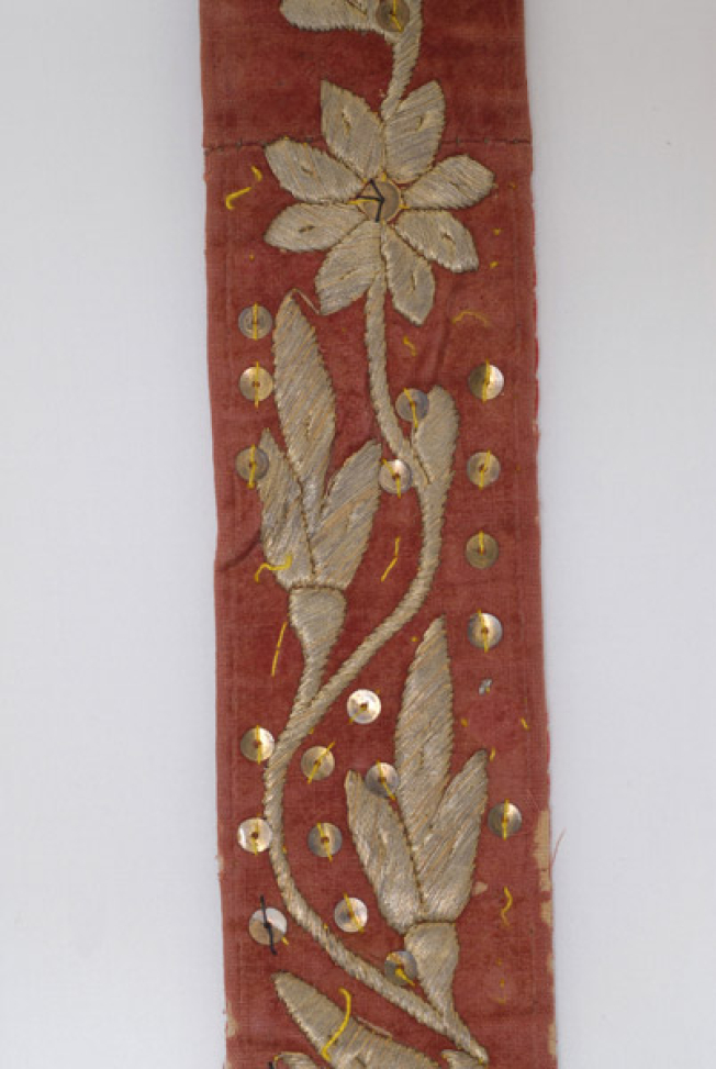 Detail of the decoration, vegetal motifs
