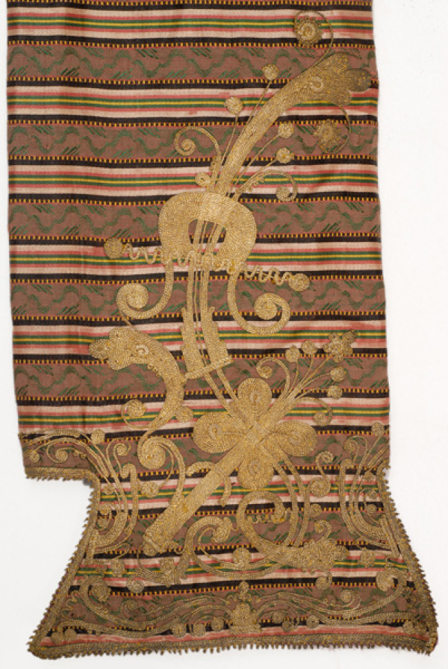 Detail of terzidikos (gold tailored) decoration at the sleeve border